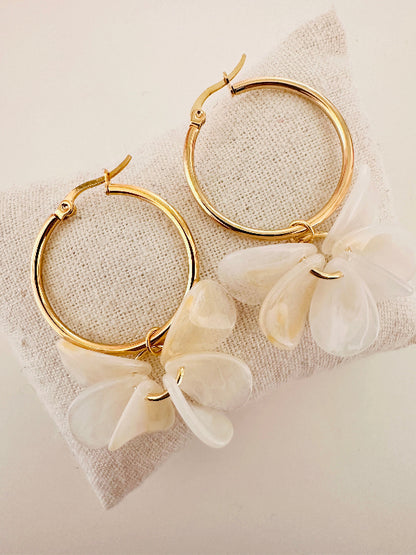  Boucles d’oreilles à pétales FANNY - Créoles fleuries faites main-Boucles d'oreilles-Camilmari Bijoux-Camilmari Bijoux.