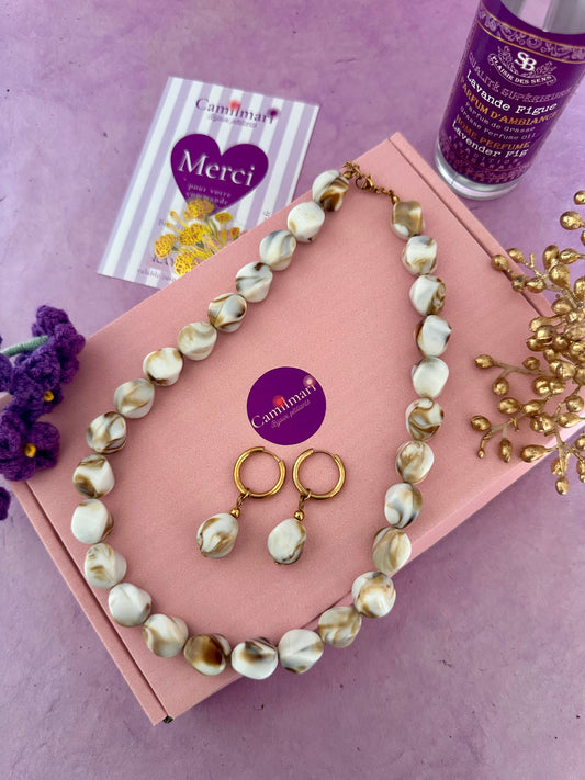 Coffret bijoux femme ALBANE – Collier + boucles d'oreilles - Camilmari Bijoux - Beige & café