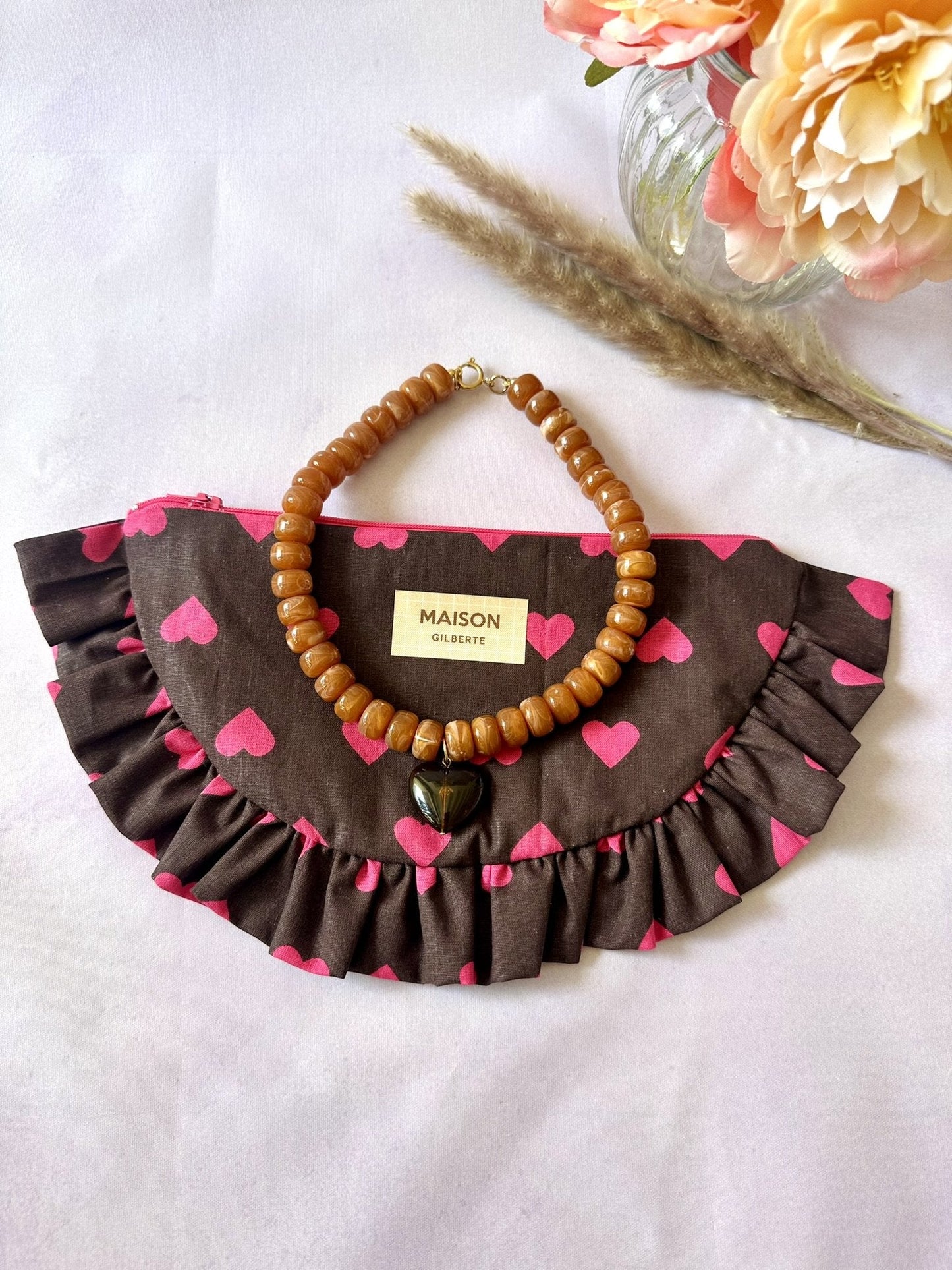 Coffret cadeau fête des mères CLAUDIE - Camilmari Bijoux - Coeurs fuchsia sur fond chocolat