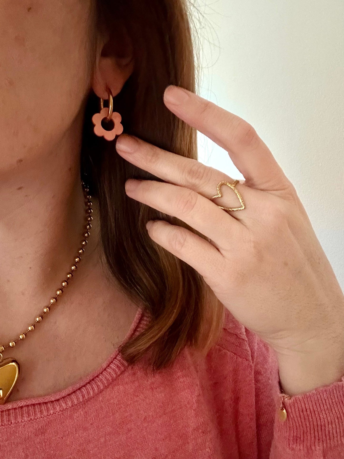 Coffret Saint Valentin femme VALOU - Camilmari Bijoux - Créoles dorées pour oreilles percées