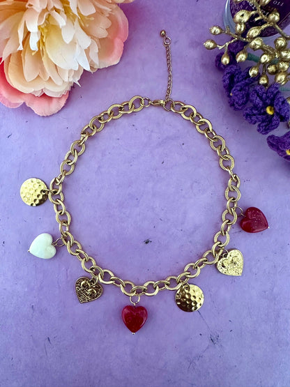 Collier ALTHÉA – Collier breloques coeurs doré rouge et écru - Camilmari Bijoux - 