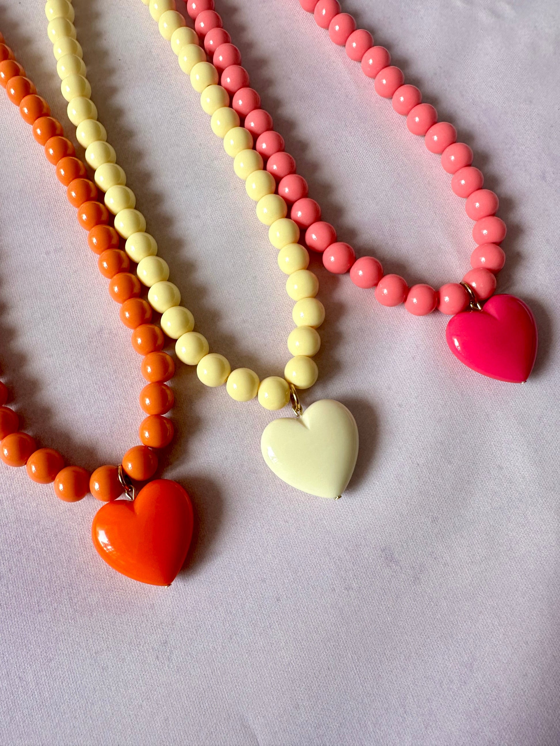 Collier avec un cœur ODETTE - Camilmari Bijoux - Rose grand coeur rose fuchsia