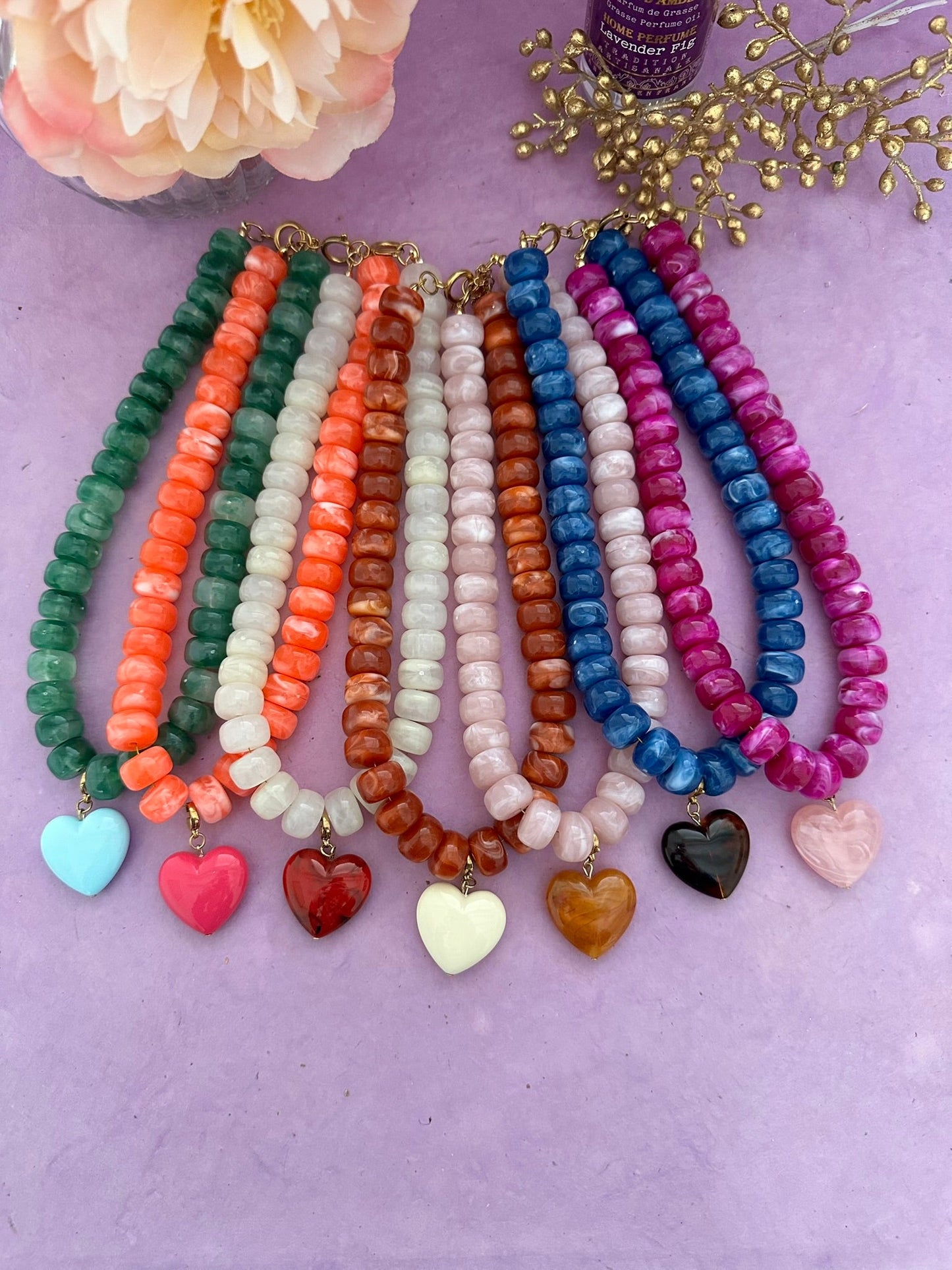 Collier cœur CLAUDIE – Collier de perles coloré fait main et personnalisable - Camilmari Bijoux - Sur mesure - coloris de perles et de cœur au choix