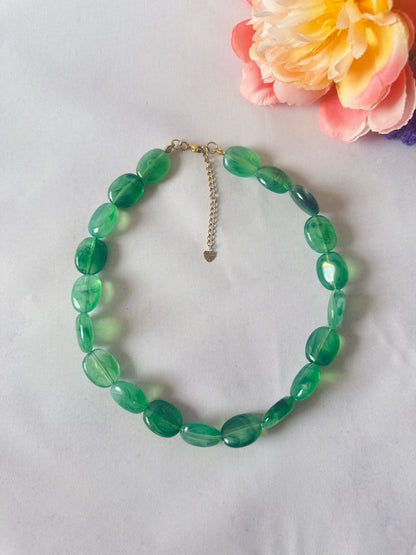 Collier coloré perles ovales OLIVIA - Camilmari Bijoux - Vert mousse