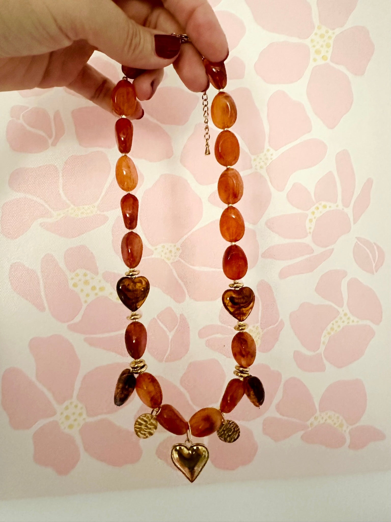 Collier ÉLINE – Collier marron à breloques et perles fait main - Camilmari Bijoux - 