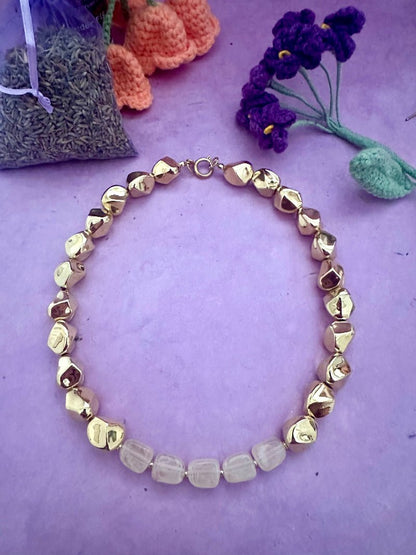 Collier EMY – Collier de perles doré et blanc moderne et raffiné - Camilmari Bijoux - 