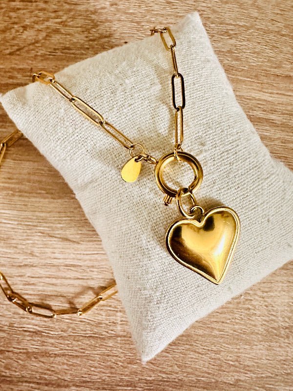 Collier LILY – Maille rectangle dorée et pendentif cœur personnalisable - Camilmari Bijoux - Collier + pendentif petit cœur