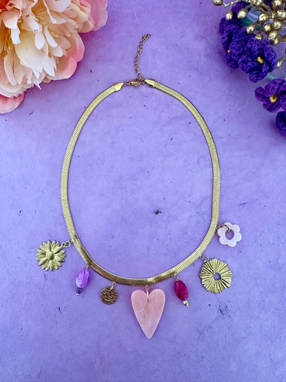 Collier LYRA – Collier doré à breloques coeur et fleur - Camilmari Bijoux - 