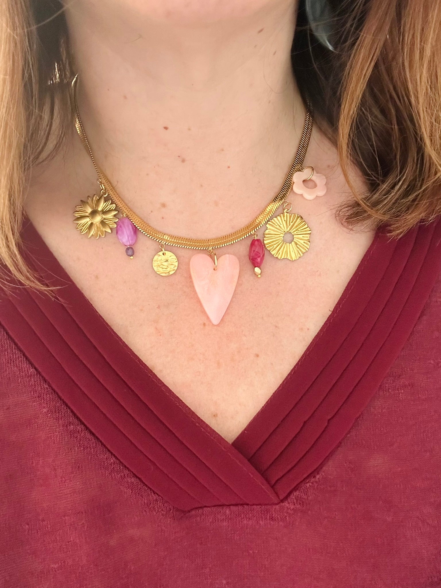 Collier LYRA – Collier doré à breloques coeur et fleur - Camilmari Bijoux - 
