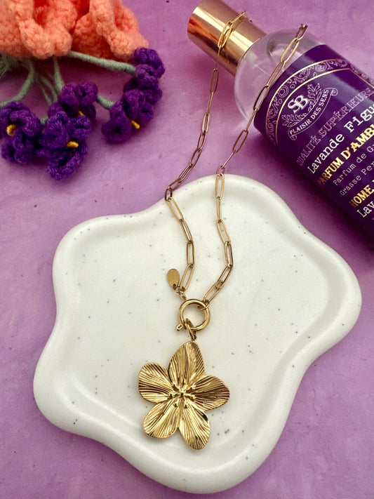 Collier pendentif maille rectangle LILY - Camilmari Bijoux - Collier + pendentif petit cœur