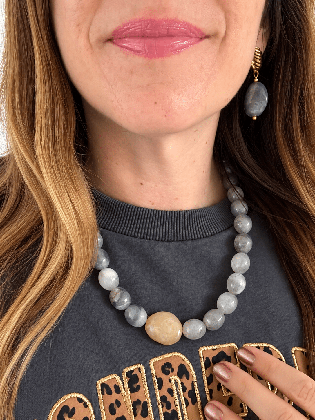 Collier perles fantaisie APOLLINE - Camilmari Bijoux - Gris fumé & Sable