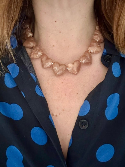 Collier SÉLÈNE – Collier cœur - Collier de perles fantaisie fait main - Camilmari Bijoux - Marron glacé