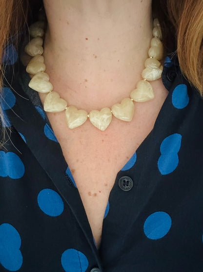Collier SÉLÈNE – Collier cœur - Collier de perles fantaisie fait main - Camilmari Bijoux - Beige - écru