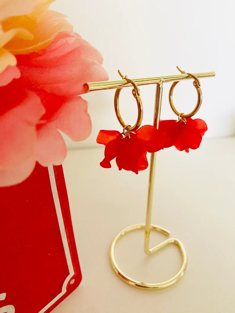 Créoles CAMILLE 20 mm - Boucles d'oreilles à pétales colorés assemblées à la main - Camilmari Bijoux - Créoles 20 mm dorées + pétales