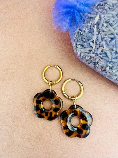 Créoles fleurs ANNA – Boucles d’oreilles motif léopard dorées et élégantes - Camilmari Bijoux - 
