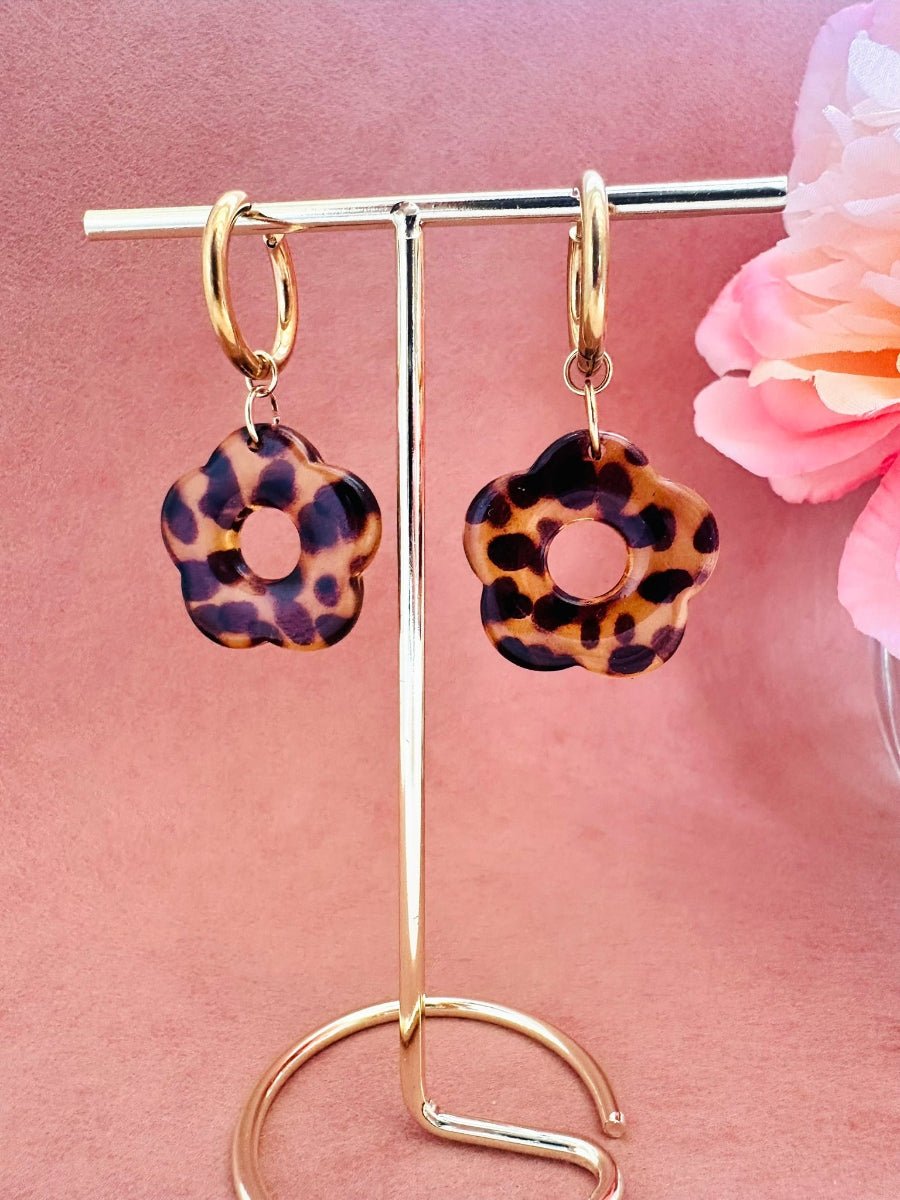 Créoles fleurs ANNA – Boucles d’oreilles motif léopard dorées et élégantes - Camilmari Bijoux - 