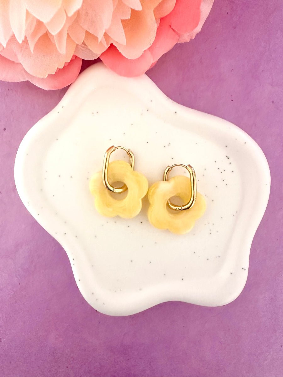 Créoles fleurs SOFIA – Boucles d'oreilles fleuries personnalisables et interchangeables - Camilmari Bijoux - Créoles rondes + Fleurs