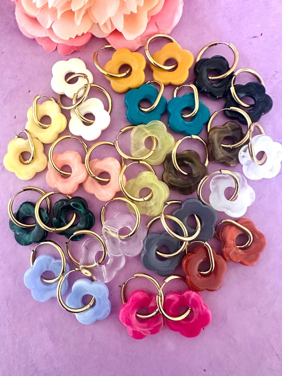 Créoles fleurs SOFIA – Boucles d'oreilles fleuries personnalisables et interchangeables - Camilmari Bijoux - Créoles rondes + Fleurs