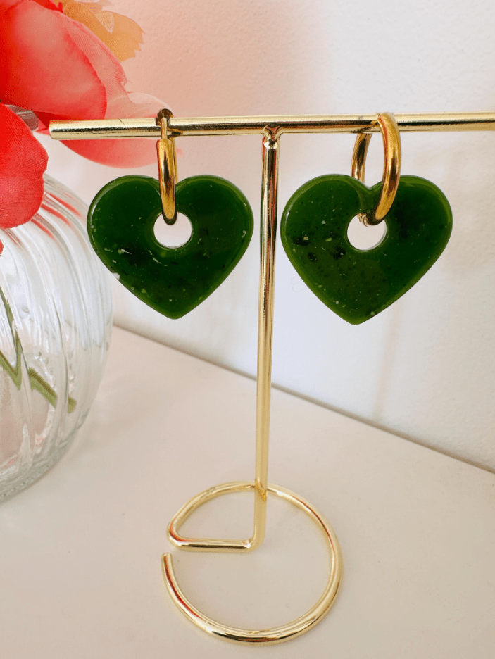 Créoles LAURA - Boucles d'oreilles cœurs personnalisables et interchangeables - Camilmari Bijoux - Créoles dorées avec paire de coeurs