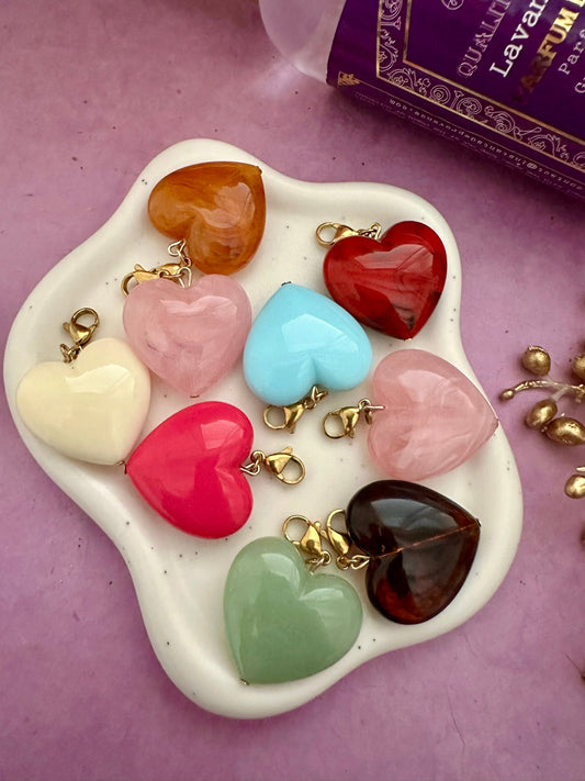 Pendentif CLAUDIE – Pendentif cœur coloré à clipser sur vos colliers - Camilmari Bijoux - Vert lichen