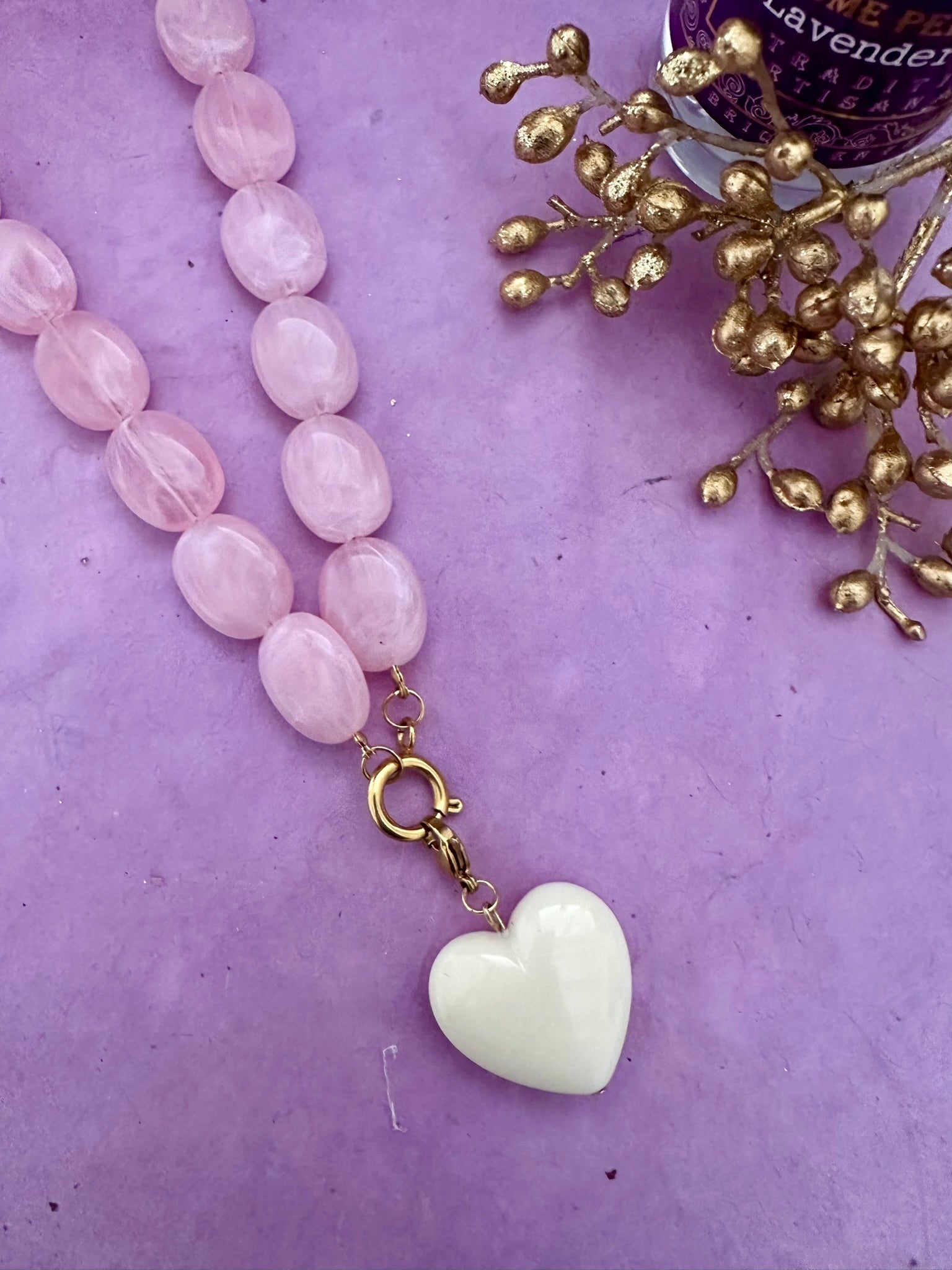 Pendentif CLAUDIE – Pendentif cœur coloré à clipser sur vos colliers - Camilmari Bijoux - Vert lichen