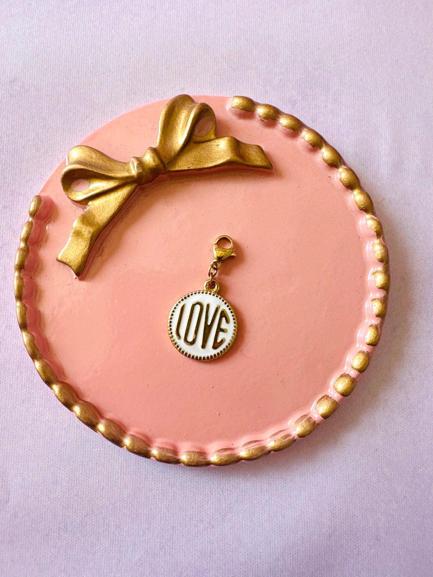 Pendentifs acier inoxydable LILI - Camilmari Bijoux - Médaillon LOVE : 1.8 x 3.4 cm
